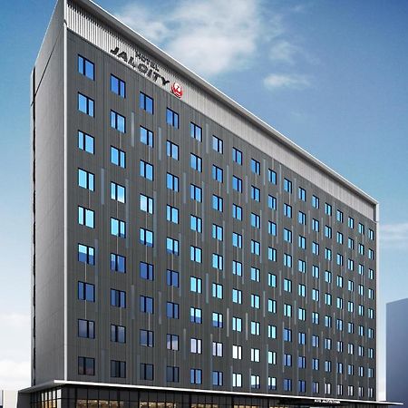 Hotel Jal City Toyama Station Exteriör bild